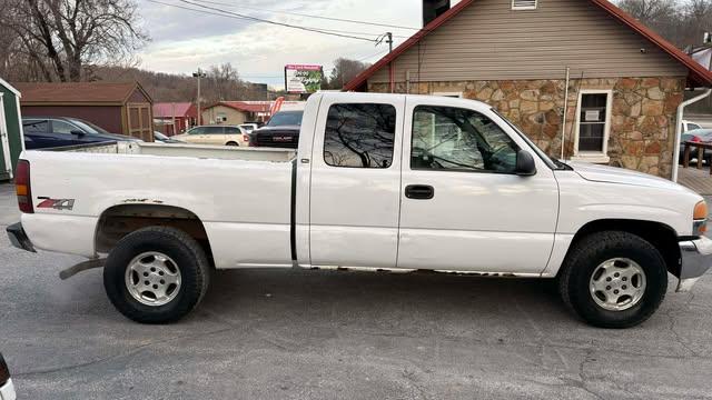 GMC Sierra 1500 SL Ext. Cab Short Bed 4WD 2001