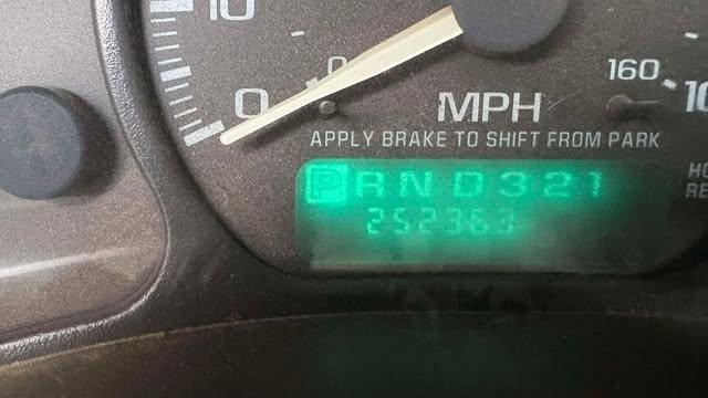 GMC Sierra 1500 SL Ext. Cab Short Bed 4WD 2001