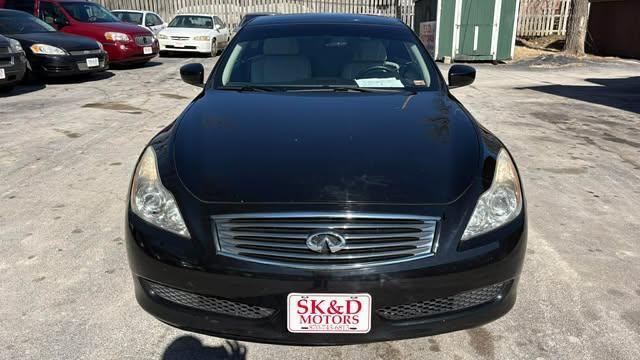 Infiniti G Convertible Base 2010