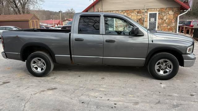 Dodge Ram 1500 Laramie Quad Cab Long Bed 2WD 2005