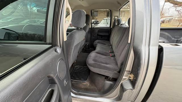 Dodge Ram 1500 Laramie Quad Cab Long Bed 2WD 2005