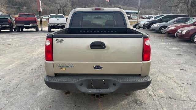Ford Explorer Sport Trac XLT 2WD 2005