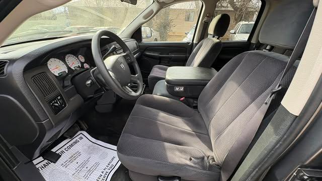 Dodge Ram 1500 ST Quad Cab 2WD 2004