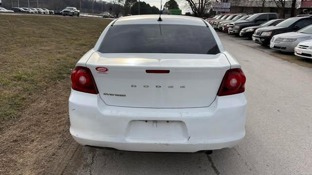Dodge Avenger Base 2012