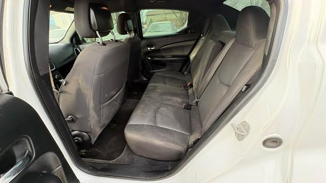 Dodge Avenger Base 2012