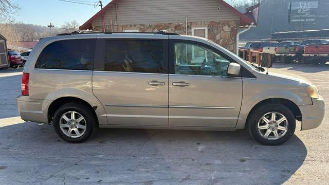Chrysler Town & Country Touring 2009