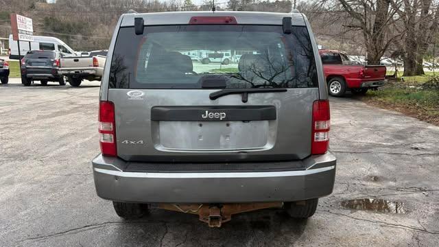 Jeep Liberty Sport 4WD 2012
