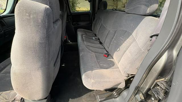 Chevrolet Silverado 1500 Ext. Cab Short Bed 2WD 2002