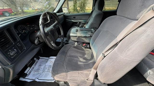 Chevrolet Silverado 1500 Ext. Cab Short Bed 2WD 2002