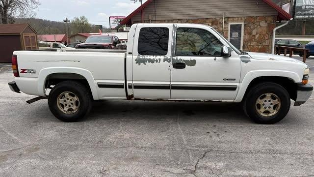 Chevrolet Silverado 1500 LT Ext. Cab Long Bed 4WD 2002