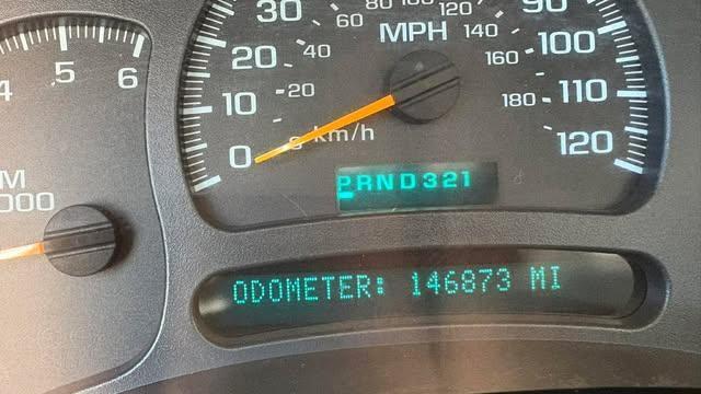 Chevrolet Avalanche 1500 2WD 2004