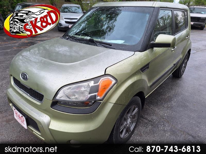 2011 Kia Soul +