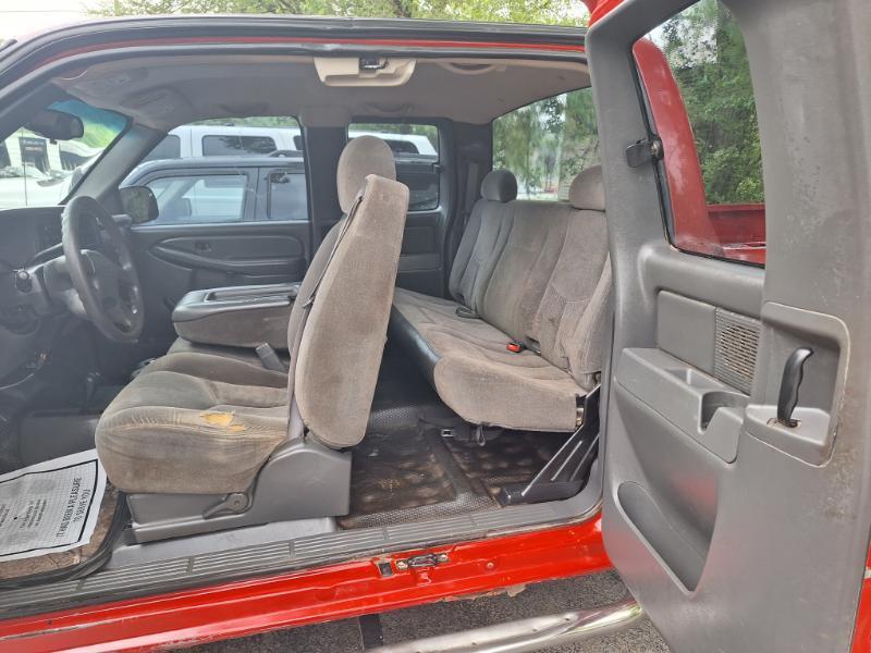 Chevrolet Silverado 1500 Work Truck Ext. Cab Short Bed 4WD 2005