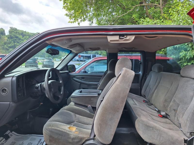 Chevrolet Silverado 1500 Work Truck Ext. Cab Short Bed 4WD 2005