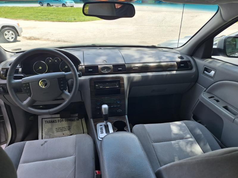 Mercury Montego Luxury 2005