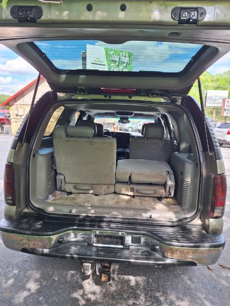 Chevrolet Tahoe 4WD 2003