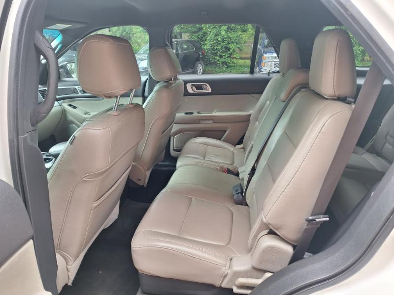 Ford Explorer XLT FWD 2011