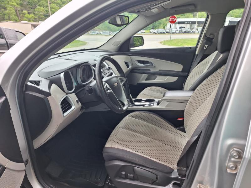 Chevrolet Equinox LS 2WD 2011