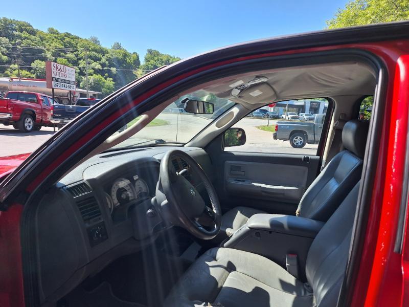Dodge Dakota SLT Quad Cab 4WD 2005