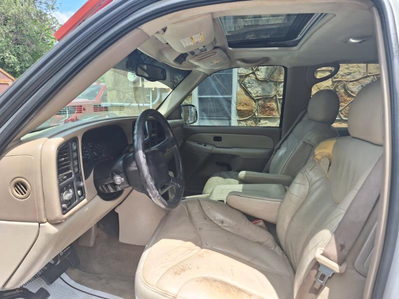 GMC Yukon SLE 4WD 2001