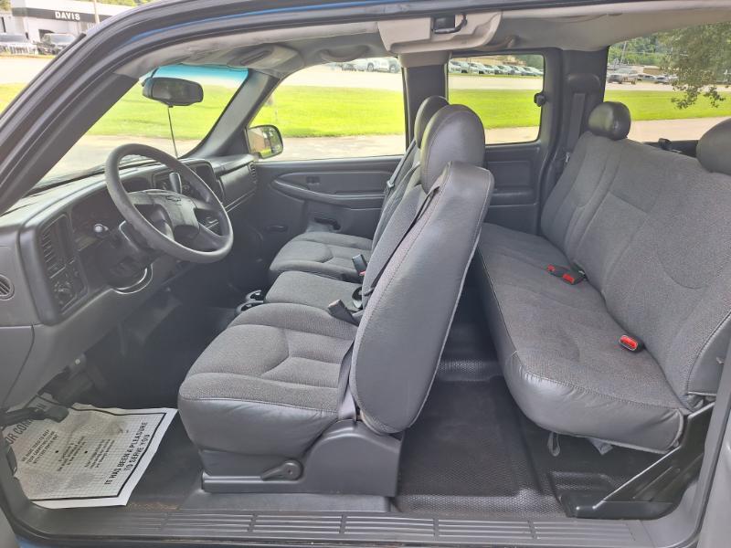 Chevrolet Silverado 1500 Work Truck Ext. Cab Short Bed 2WD 2004