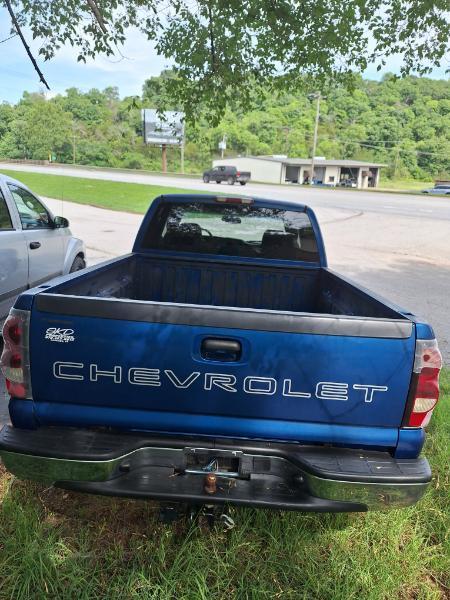 Chevrolet Silverado 1500 Work Truck Ext. Cab Short Bed 2WD 2004