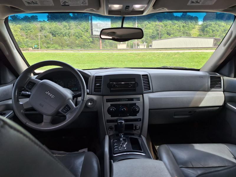 Jeep Grand Cherokee Laredo 4WD 2006