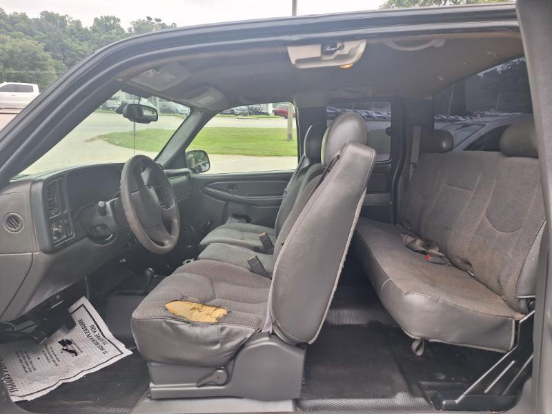 Chevrolet Silverado 1500 Work Truck Ext. Cab Short Bed 4WD 2005