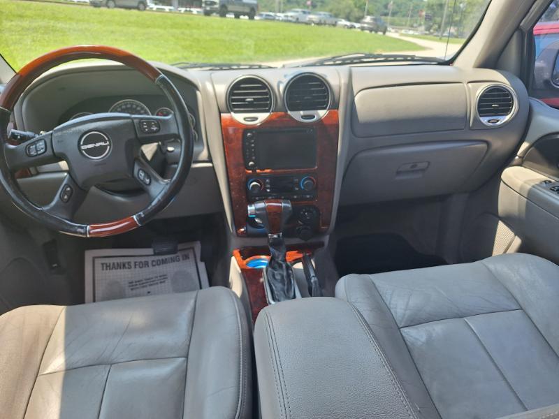 GMC Envoy Denali 4WD 2006