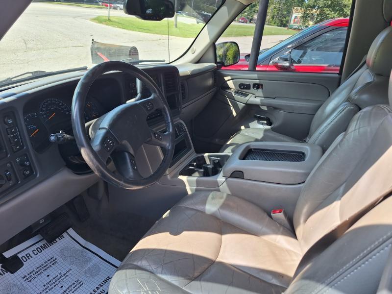 Chevrolet Tahoe 4WD 2004