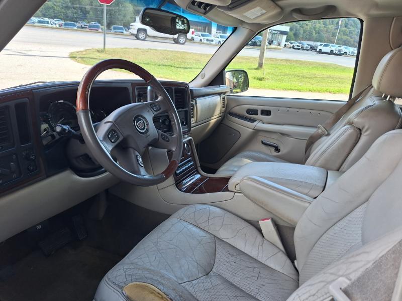 Cadillac Escalade AWD 2005
