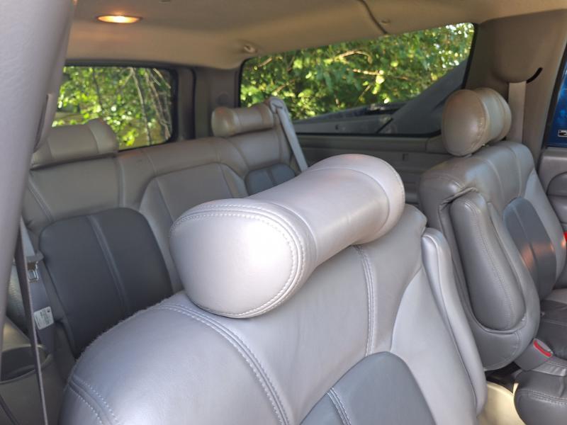 GMC Yukon Denali XL 2002