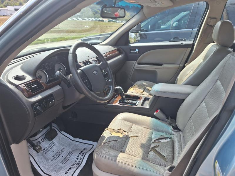 Ford Taurus Limited FWD 2009