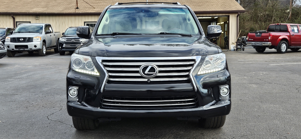 Lexus LX 570 4WD 4dr 2013
