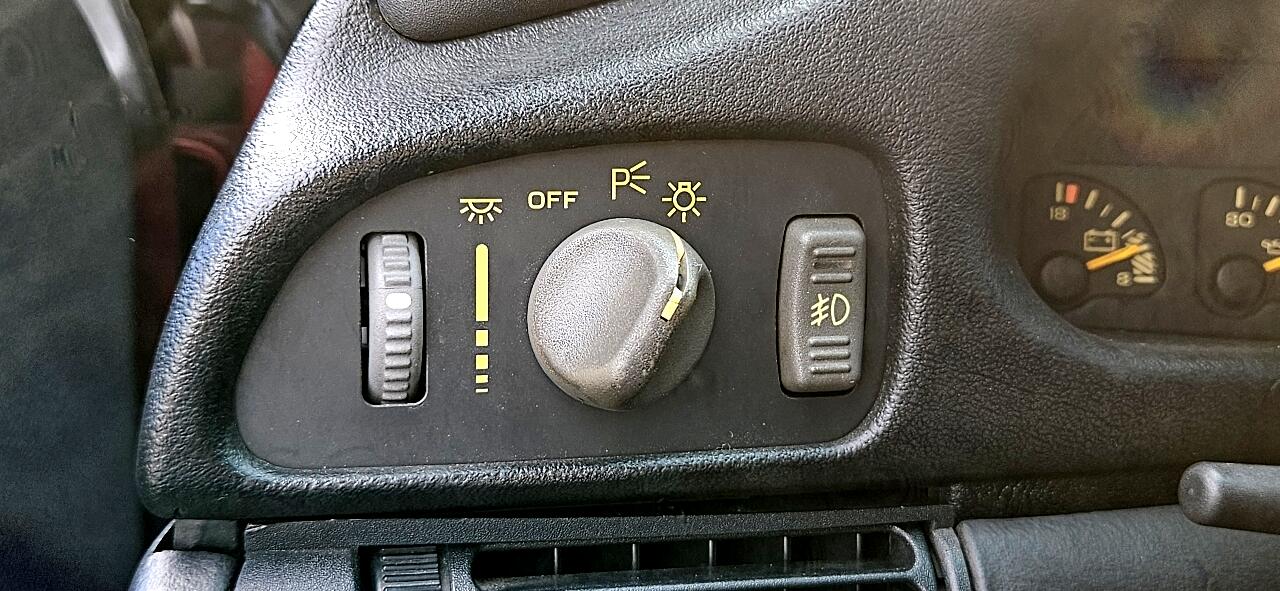 Chevrolet Camaro 2dr Coupe Z28 1993 Chevrolet Camaro 2dr Coupe Z28 1993