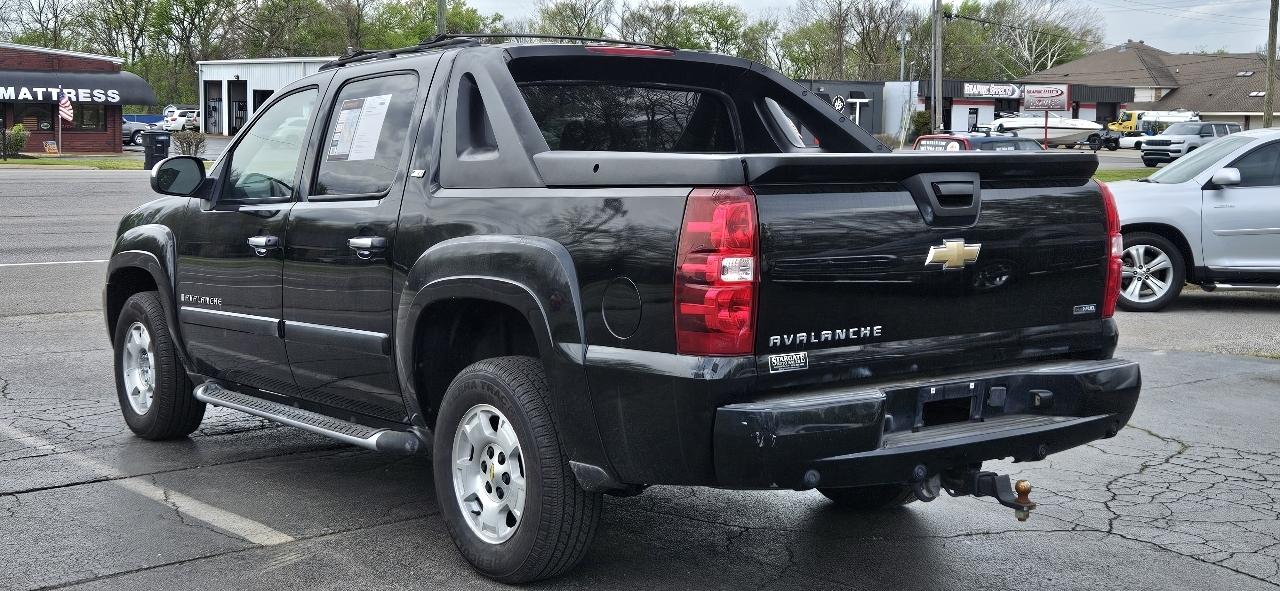 Chevrolet Avalanche 4WD Crew Cab 130" LT w/2LT 2007