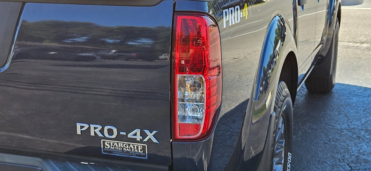Nissan Frontier Crew Cab 4x4 PRO-4X Auto 2020 Nissan Frontier Crew Cab 4x4 PRO-4X Auto 2020