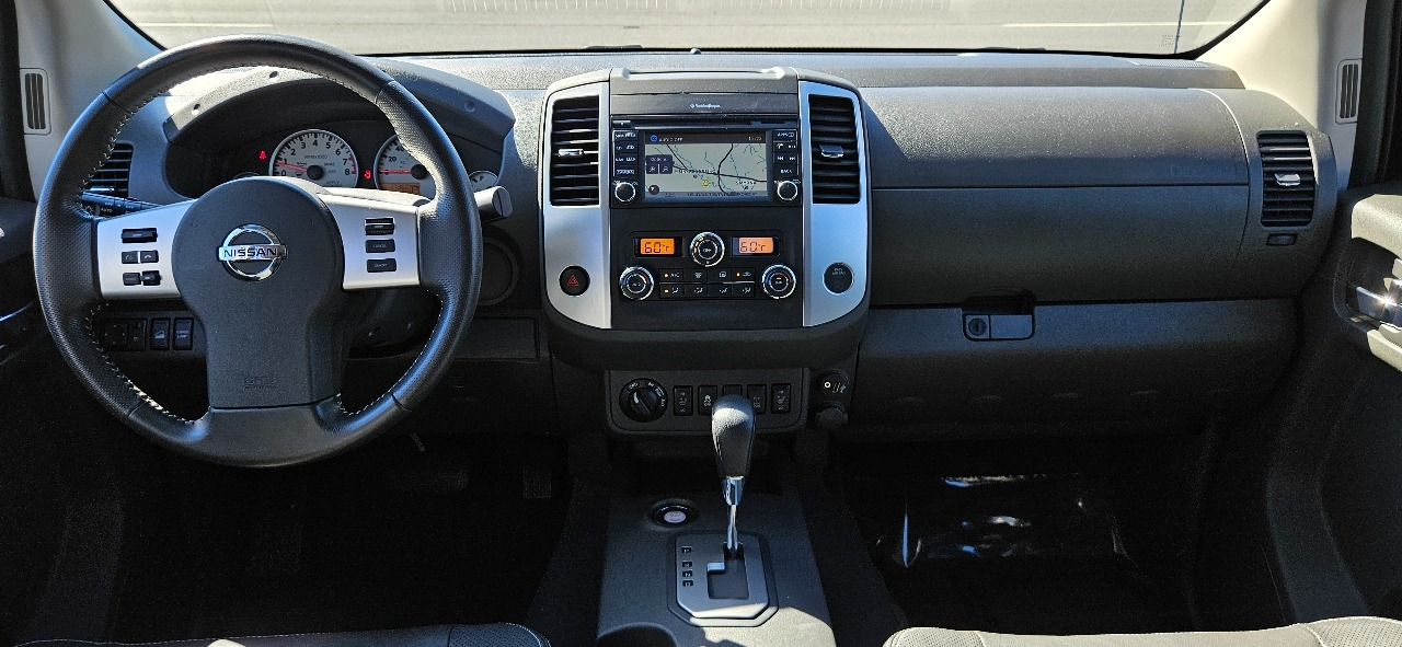 Nissan Frontier Crew Cab 4x4 PRO-4X Auto 2020 Nissan Frontier Crew Cab 4x4 PRO-4X Auto 2020