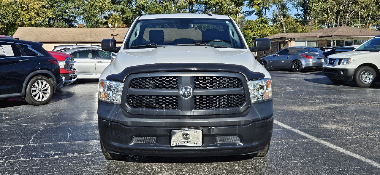 2018 Ram 1500 Tradesman photo 2