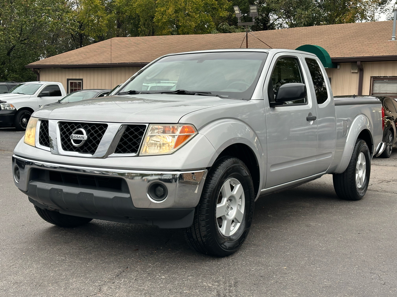 Nissan Frontier 2WD SE King Cab V6 Auto 2005 Nissan Frontier 2WD SE King Cab V6 Auto 2005