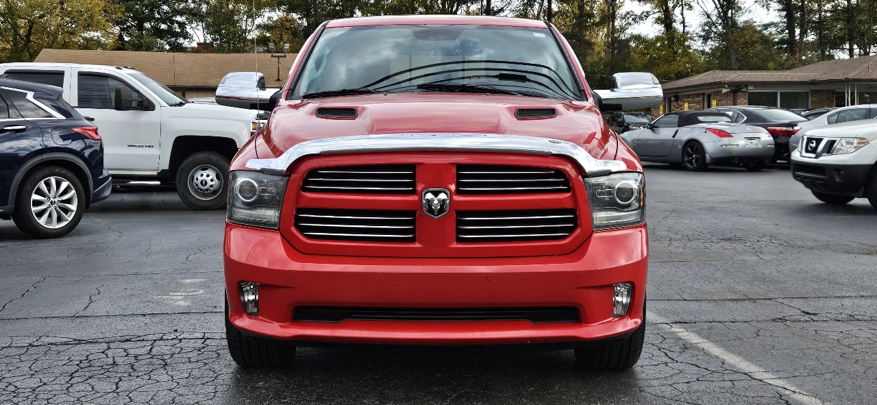 2014 Ram 1500 Sport photo 2