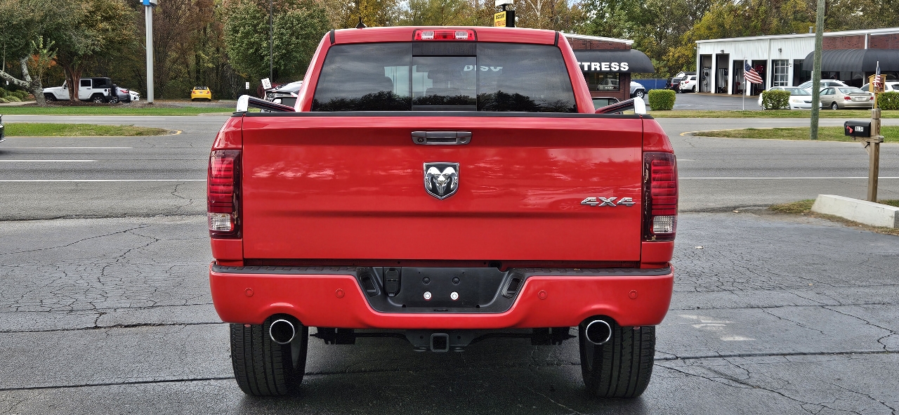 RAM 1500 4WD Quad Cab 140.5" Sport 2014