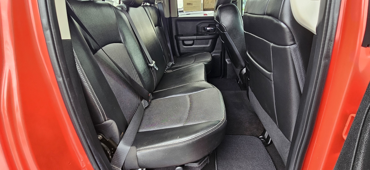 RAM 1500 4WD Quad Cab 140.5" Sport 2014