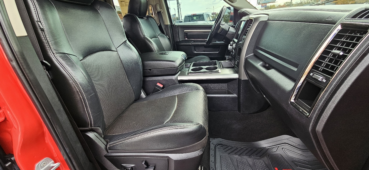 RAM 1500 4WD Quad Cab 140.5" Sport 2014