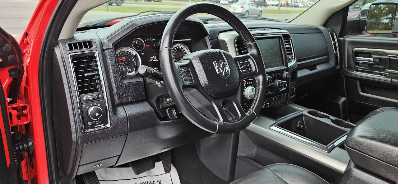 RAM 1500 4WD Quad Cab 140.5" Sport 2014