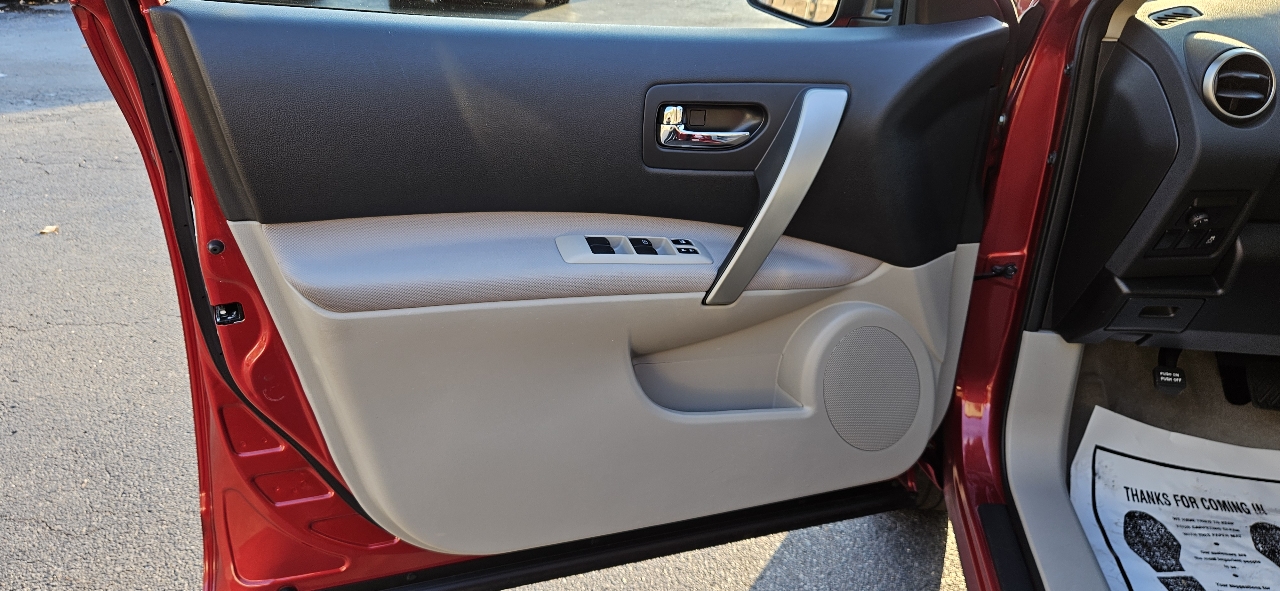 Nissan Rogue Select FWD 4dr S 2015 Nissan Rogue Select FWD 4dr S 2015