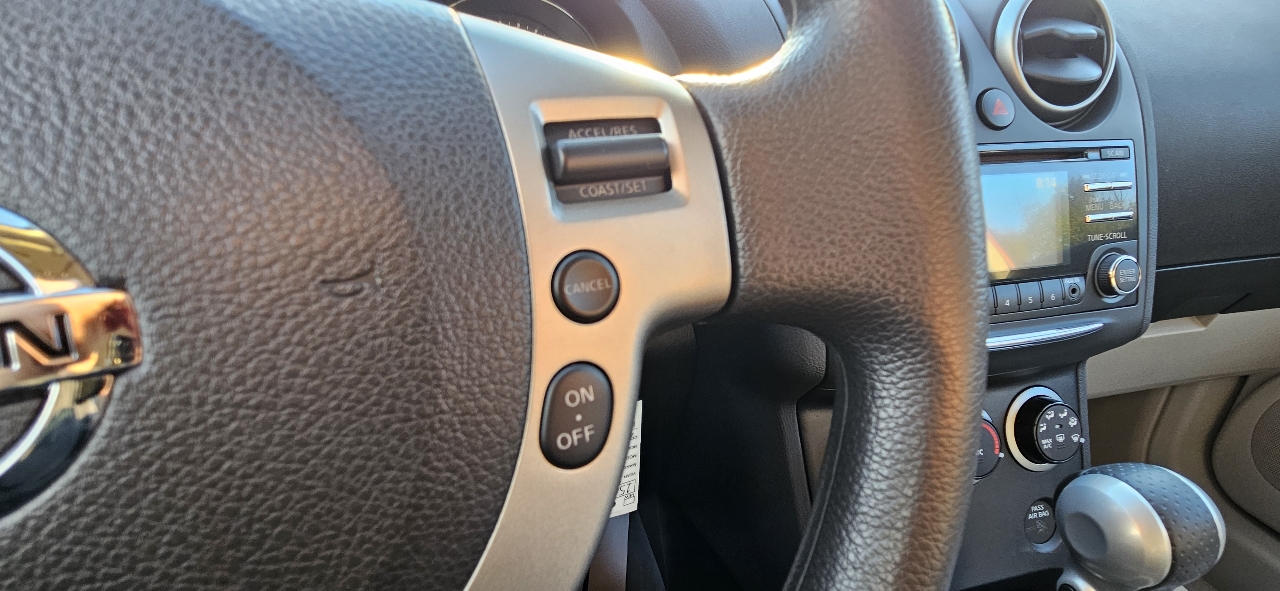 Nissan Rogue Select FWD 4dr S 2015 Nissan Rogue Select FWD 4dr S 2015