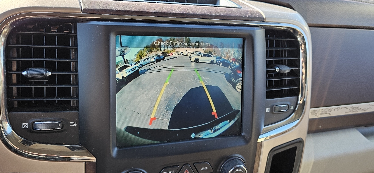 RAM 1500 4WD Crew Cab 140.5" Longhorn 2016