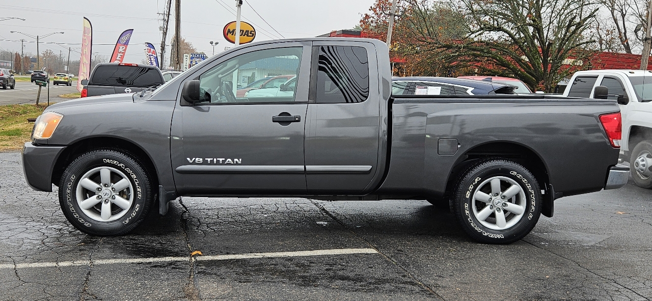 Nissan Titan 2WD King Cab SWB SE 2009