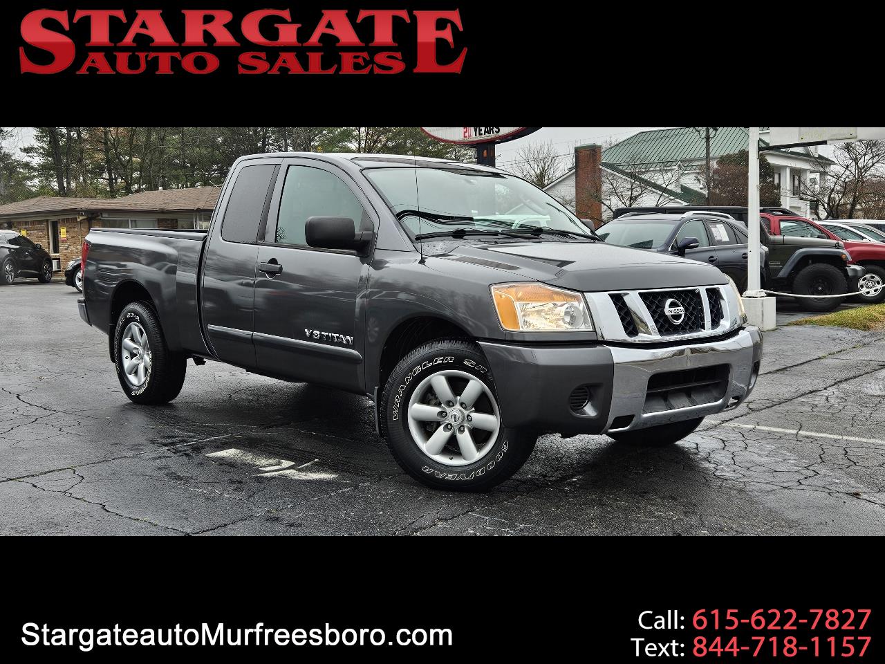 2009 Nissan Titan SE's photo